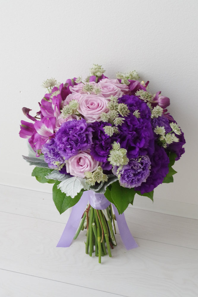 花束 紫 の 花